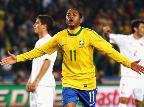 Jogador do Flamengo é fotografado ao lado de Robinho e gera polêmica na web