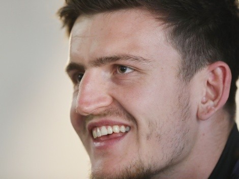 Maguire descarta Messi, Ronaldo e Ronaldinho e 'crava' quem é o melhor jogador da história