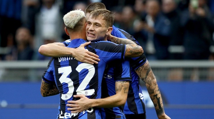 Jogadores da Inter de Milão comemoram gol (Foto: Getty Images)