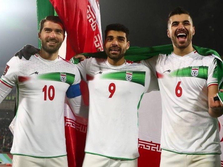 Camiseta de Irán en Qatar 2022: titular, del diseño