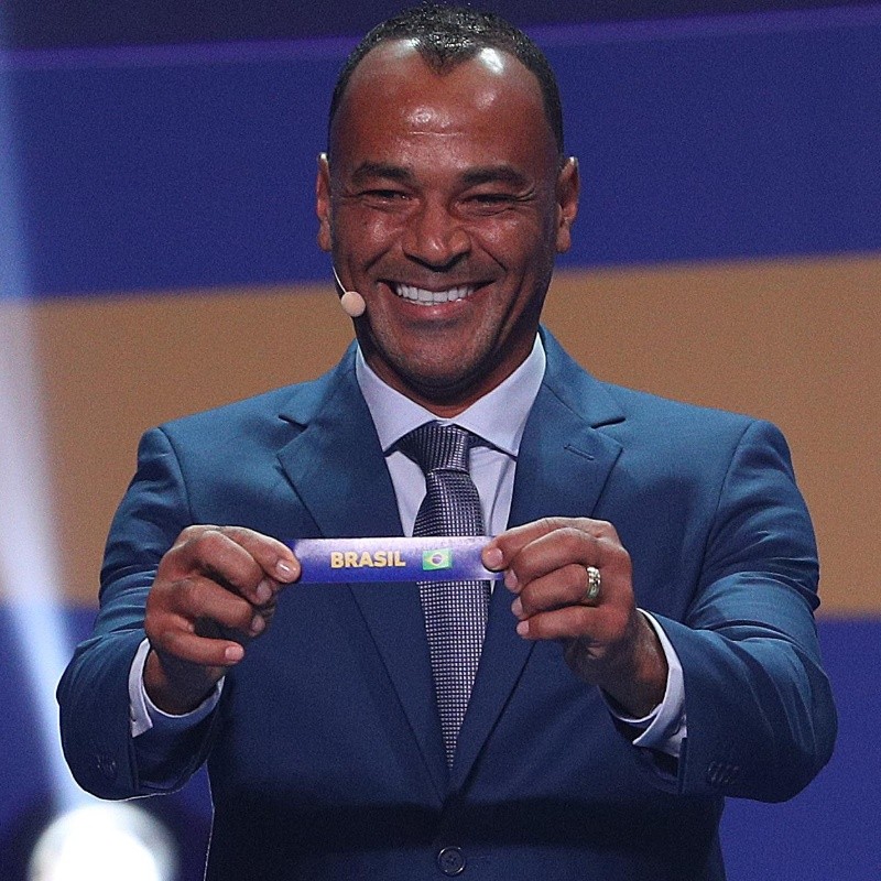 Cafu polemiza ao falar sobre a sucessão de Tite e aponta os favoritos para a Copa do Mundo