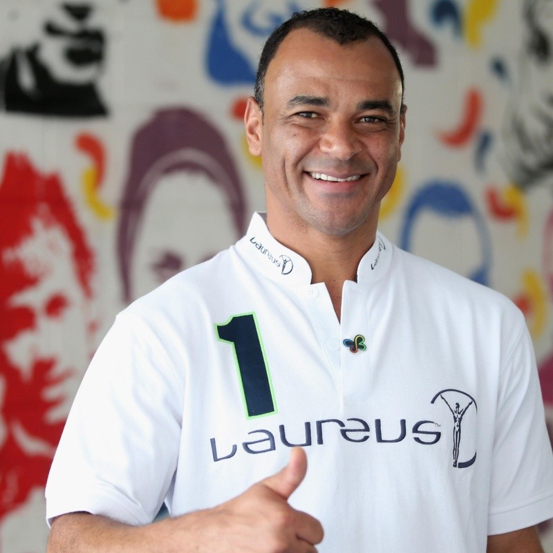 Cafu escolhe os melhores que já enfrentou e surpreende ao falar dos jogadores da atualidade