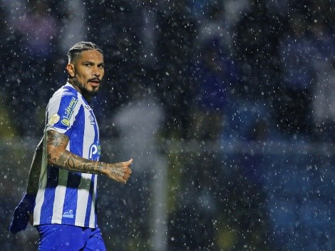 Paolo Guerrero pode deixar o Avaí e acertar com novo clube para 2023