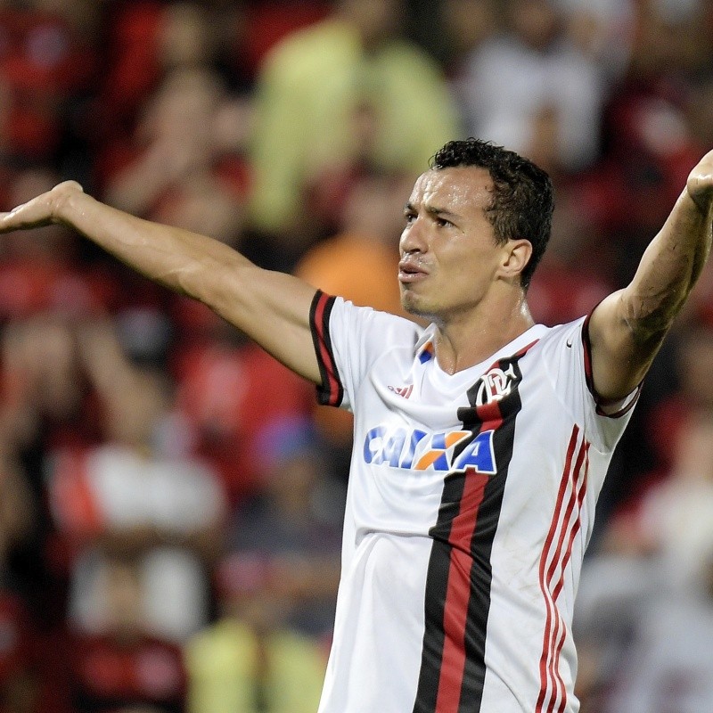 Leandro Damião revela "treta" para sair do Flamengo