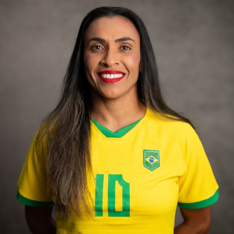 Marta, Rainha do futebol, curte foto de candidato à presidência do Brasil e agita a web