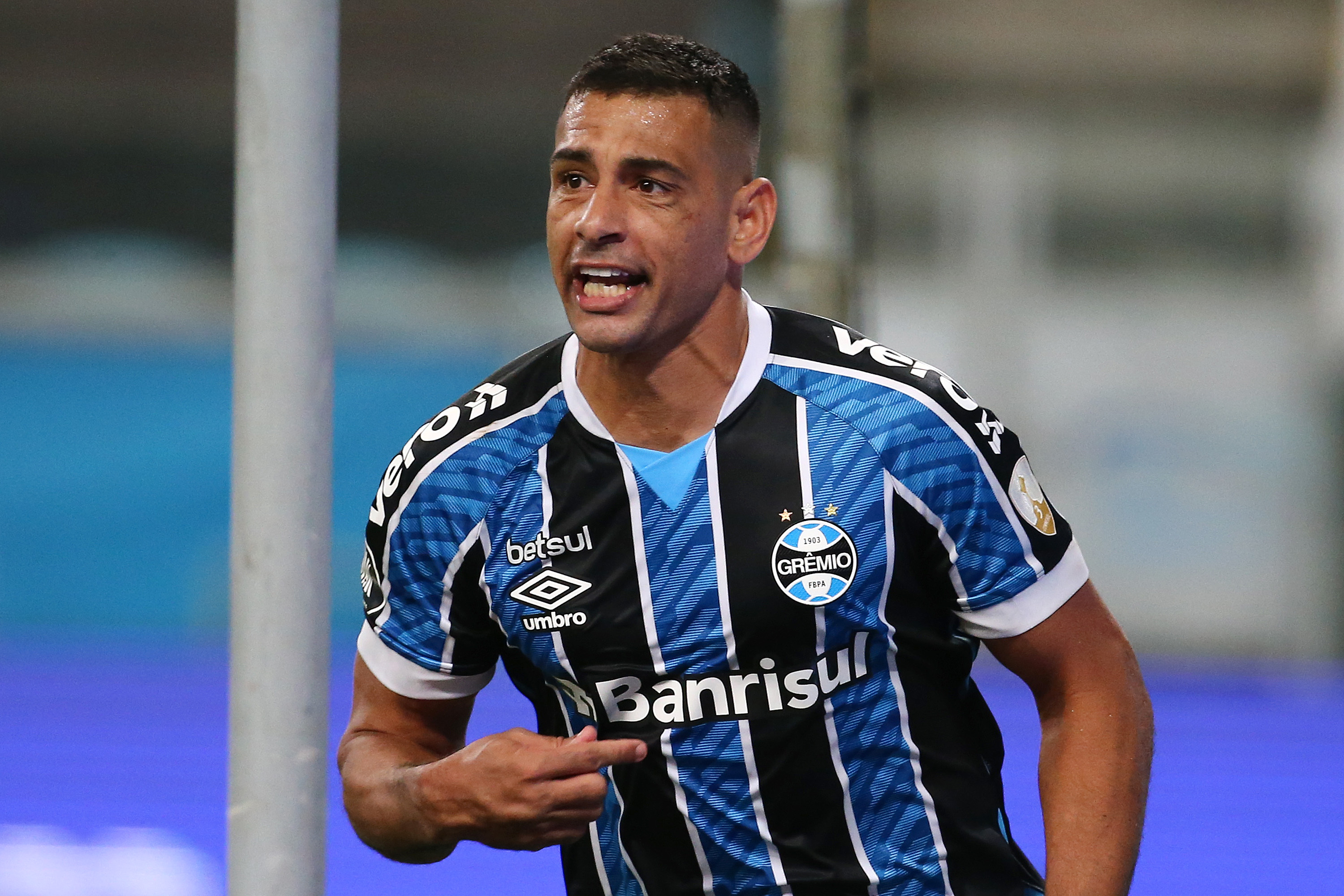 Diego Souza pode deixar o Grêmio e acertar com outro clube para 2023