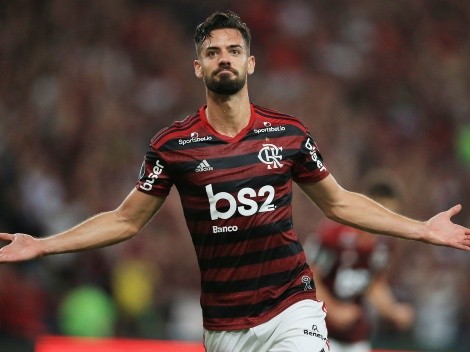 Ex-zagueiro do Flamengo é esfaqueado na Itália