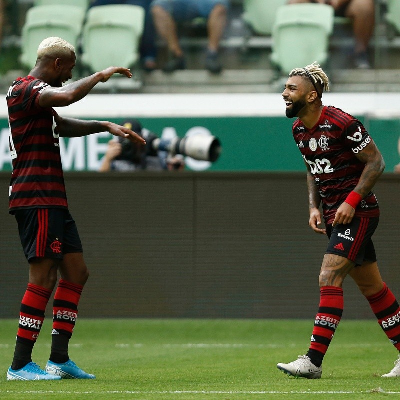 Dirigente do Flamengo fala sobre retorno de craque