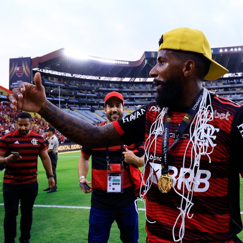 Rodinei, do Flamengo, pede R$ 520 mil para assinar com grande clube, mas acaba assustando a diretoria