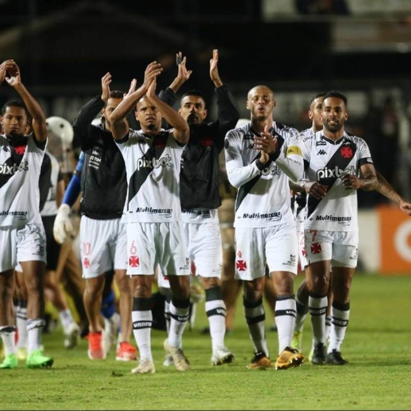 Já pensando em jogadores, Vasco analisa contratação de goleiro