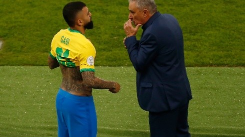 Torcida Do Flamengo Xinga Tite E Gabigol Concorda: "É Verdade"