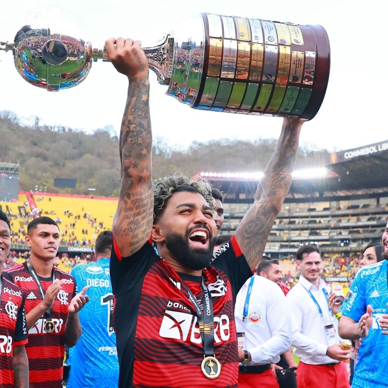 Novo camisa 10 do Flamengo: Gabigol faz discurso emocionante em festa dos títulos