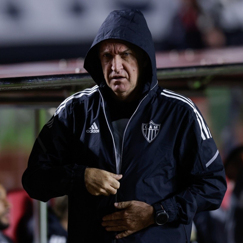 Atlético Mineiro comunica que técnico Cuca não irá mais comandar a equipe