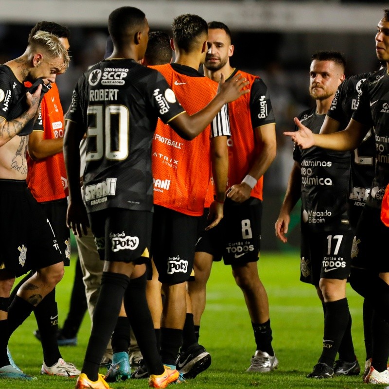 Corinthians: Portal 'vaza' lista com 9 jogadores que serão dispensados pelo clube