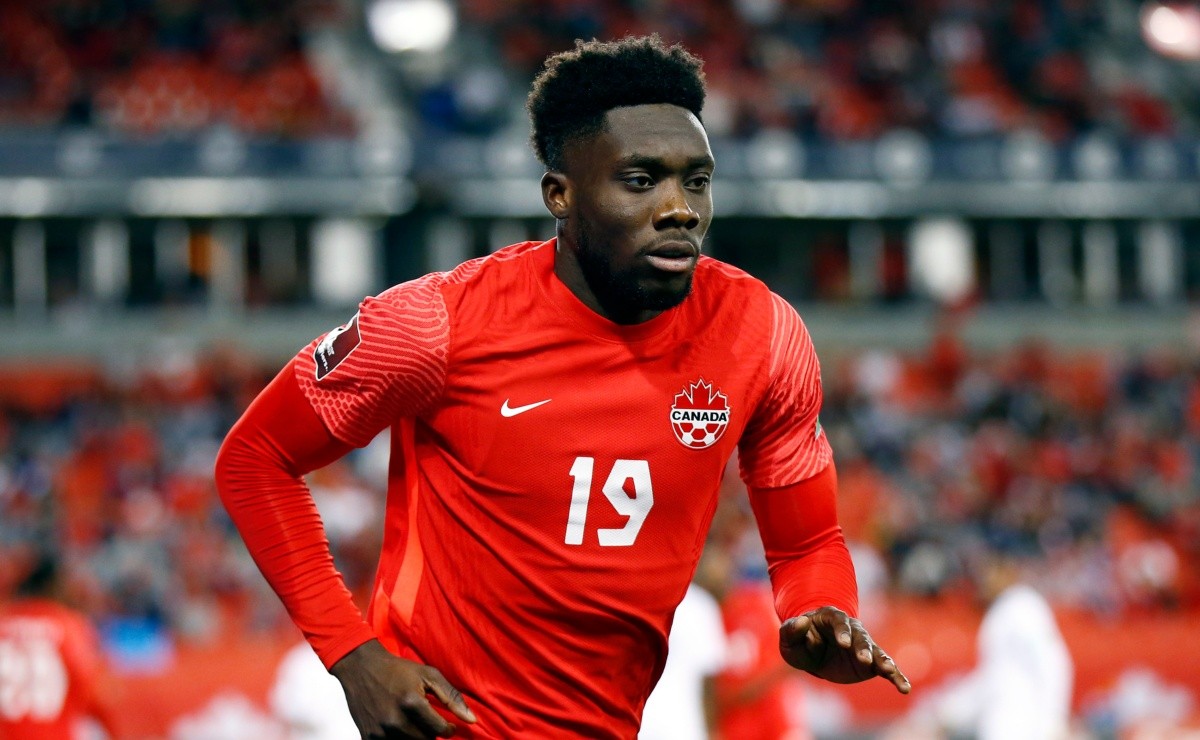 Alphonso Davies out of squad friendly and raises World Cup concerns