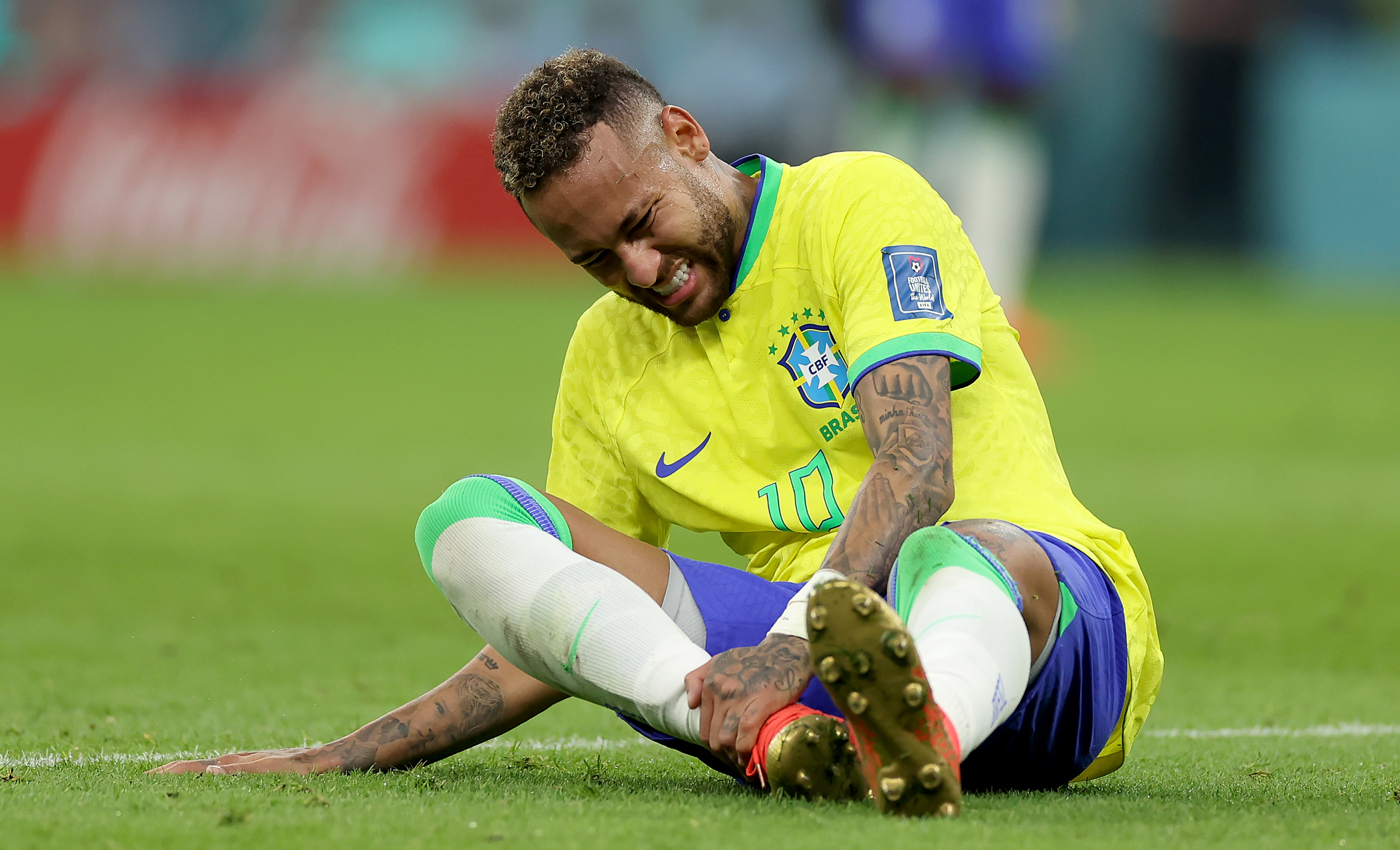 Se confirmó la lesión de Neymar y no jugará la fase de grupos para Brasil