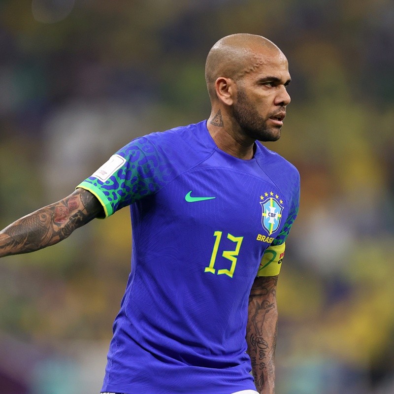 Daniel Alves pode ser anunciado por gigante brasileiro depois da Copa do Mundo