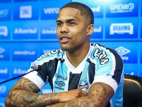 Douglas Costa abre o jogo e afirma que nunca jogaria com as cores de clube brasileiro: "Jamais jogaria lá..."