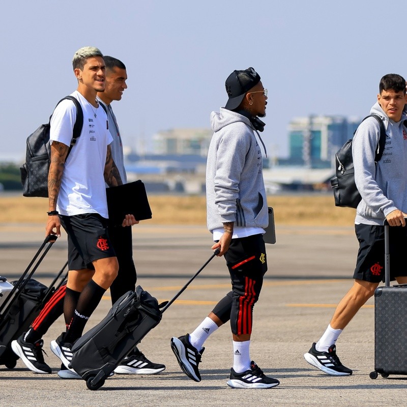 Vítor Pereira surpreende e pede a saída de importante nome do Flamengo; jogador não agradou nos treinamentos