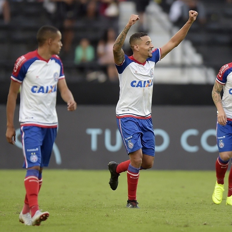 Botafogo negocia contratação de ex-atacante do Bahia