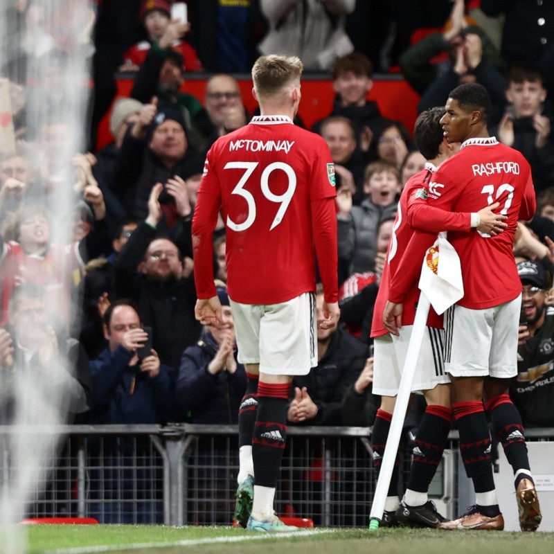 Botafogo supera concorrência do Flamengo e se aproxima de atacante do Manchester United