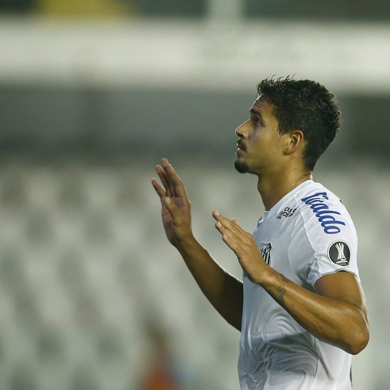 Flamengo busca a contratação do zagueiro Lucas Veríssimo, e jogador define se irá ou não jogar no gigante carioca