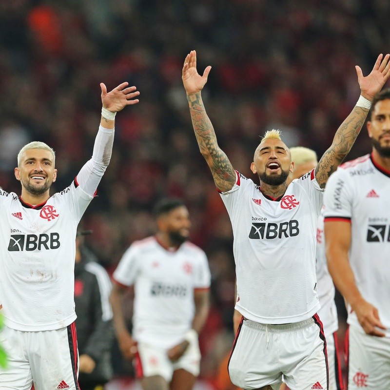 Fator Vítor Pereira 'pesa' e dois badalados jogadores podem deixar o Flamengo nesta janela