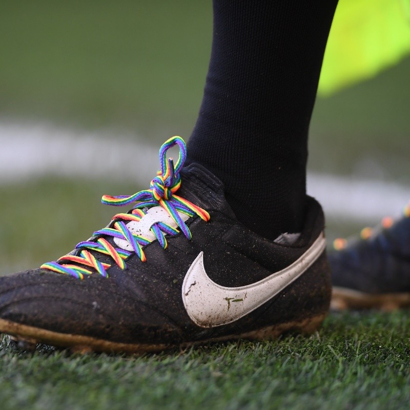 Grande clube do Brasileirão é denunciado por grupo LGBTQIA+ em R$ 1 milhão