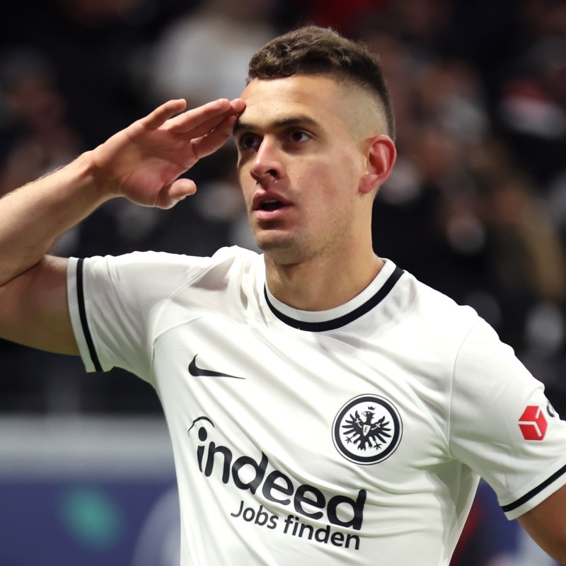 Eintracht Frankfurt define valor para negociar Rafael Borré com gigante brasileiro