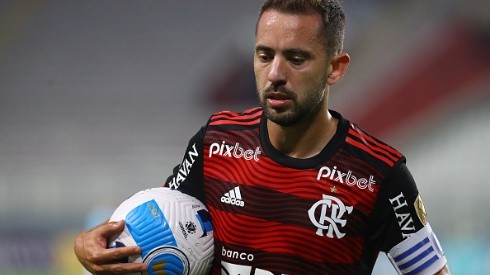 Everton Ribeiro desabafa após sequência de derrotas do Flamengo
