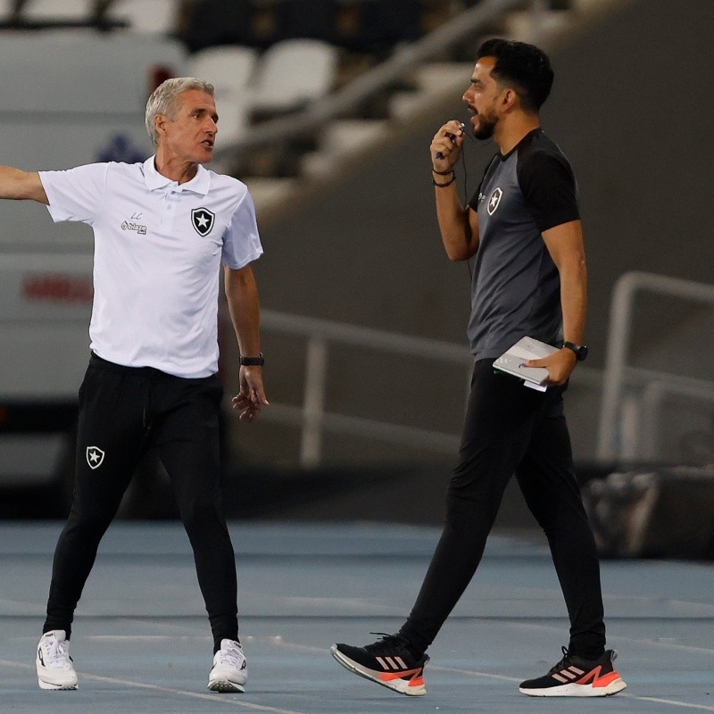 Torcedores e jornalistas reprovam lado psicológico do time do Botafogo