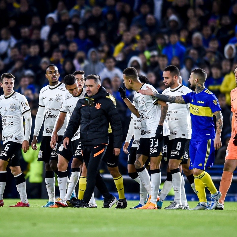 Róger Guedes surpreende e faz revelação 'chocante' sobre saída de Vítor Pereira do Corinthians