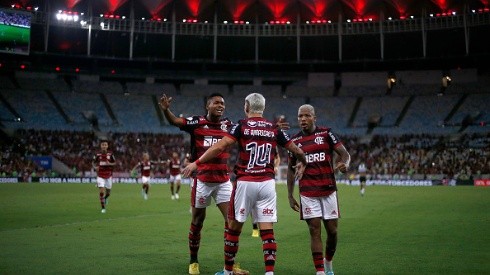 Arrascaeta não joga a final do Campeonato Carioca devido a uma lesão muscular.