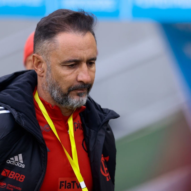 Clima ruim! Elenco do Flamengo pode definir futuro de Vítor Pereira