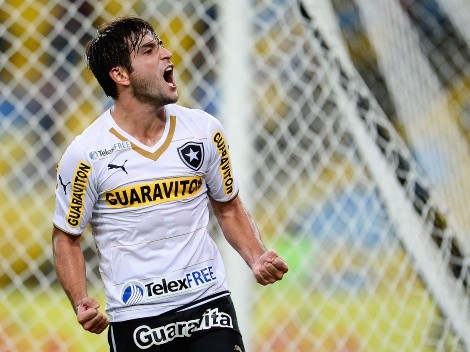 Ex-Corinthians e Botafogo, Lodeiro recebe sondagem de clube paulista e pode retornar ao futebol brasileiro