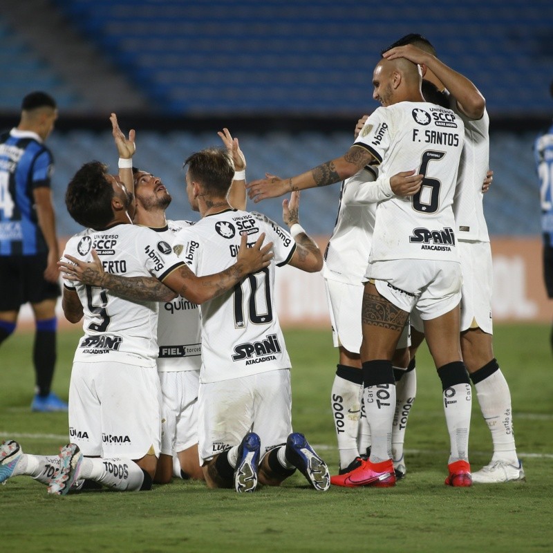 Gigante do Brasileirão avança nas tratativas e pode fechar com grande nome do Corinthians