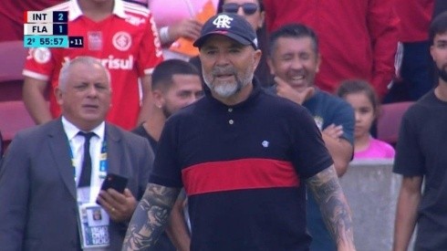 Torcida do Flamengo perde a paciência com Sampaoli e motivo é exposto na web: "Tá fazendo igual o Vitor Pereira"