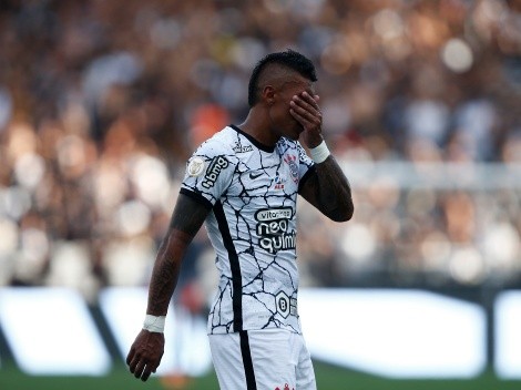 Paulinho admite que pode mudar de posição no Corinthians